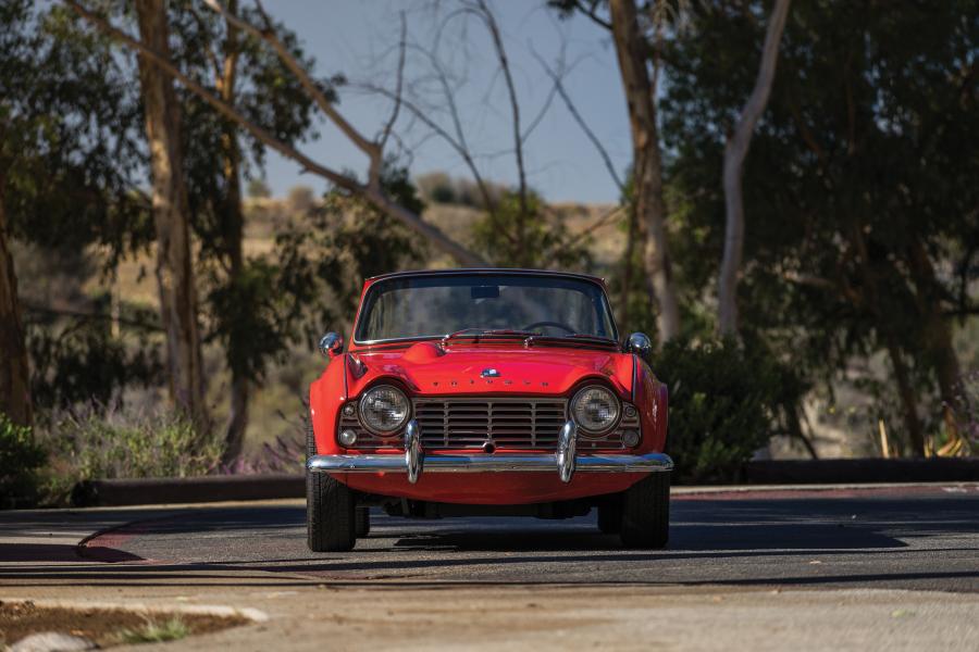  Triumph TR4 Surrey Top 1961 года  (фото 16 из 52)